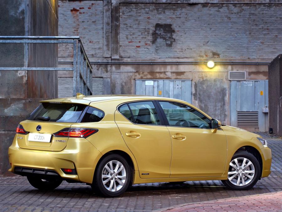  Lexus CT200h 2014 года  (ZA) (фото 12 из 13)